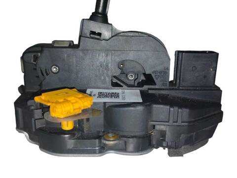 Foto 3ª: Cerradura Puerta Delantera Izquierda Opel Astra 1.6 CDTI 69) (2012)