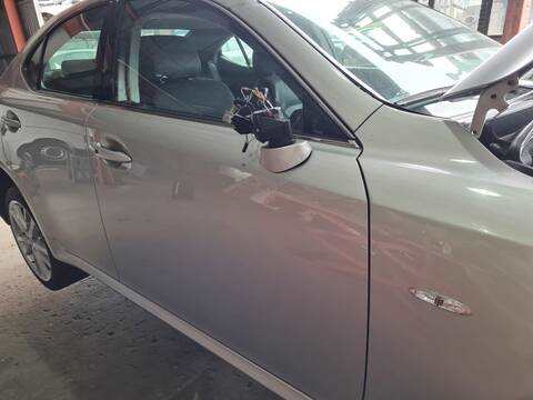 Foto 2ª: Puerta Delantera Derecha Lexus IS 220D 177CV 130KW [2AD-FHV] (2007)