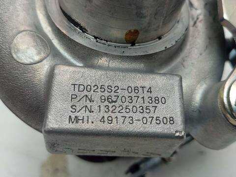 Foto 2ª: Turbocompresor Ford Fiesta AMBIENTE 90CV 66KW [HHJA] (2005)