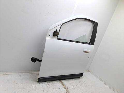 Foto 3ª: Puerta Delantera Izquierda Dacia Lodgy LAUREATE 107CV 79KW [K9K E6] (2016)