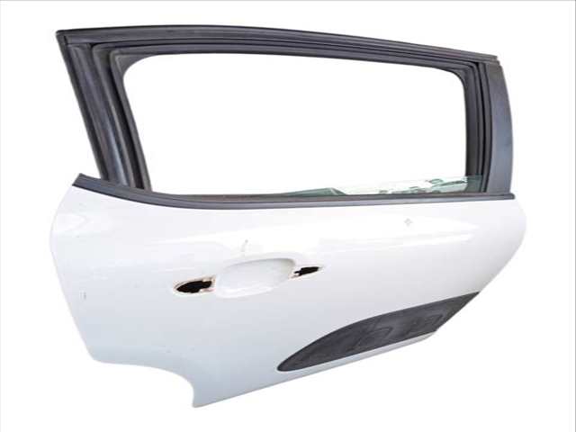 Foto 2ª: Puerta Trasera Derecha Citroen C3 1.2 PURETECH 82 (2016)