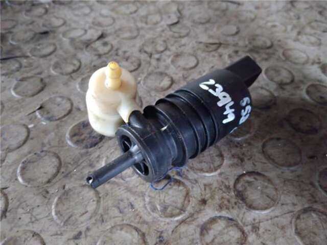 Foto 2ª: Bomba Agua Limpiaparabrisas Mercedes Clase B 150 2.0 180 CDI (245.207) [2.0 LTR. - 80 KW CDI CAT] [OM 640.940]