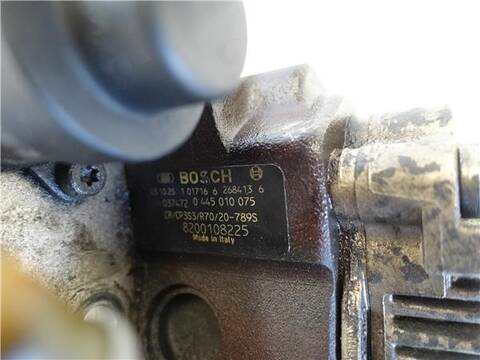 Foto 3ª: Bomba Inyeccion Nissan Primastar DCI 80 82CV 60KW FURGON [F9Q 762] (2003)