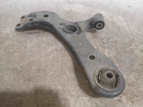 Brazo Suspension Delantero Izquierdo Toyota Auris 2ZRFXE