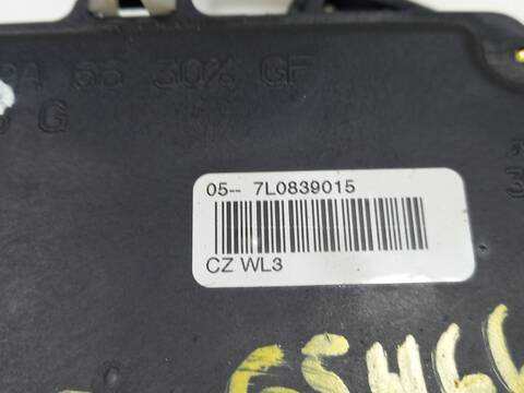 Foto 1ª: Cerradura Puerta Trasera Izquierda Volkswagen Golf BXE (2006)