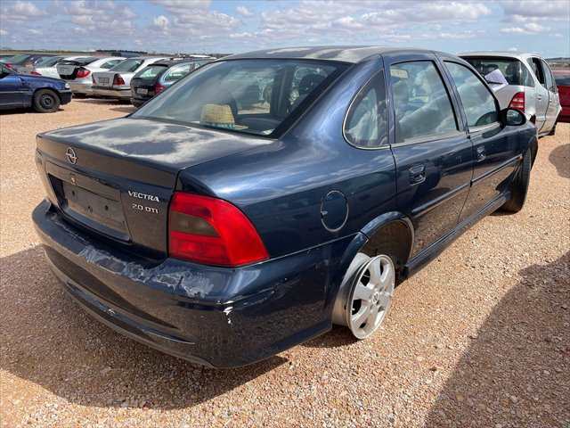 Foto 3ª: Maletero Opel Vectra 2.0 DTI 82CV [X20DTL] (2001)