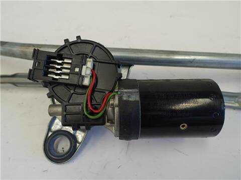 Foto 2ª: Motor Limpia Delantero Bmw Serie 3 315 2.0 320TD 150CV 110KW [M47 D20 (20 4 D4)] (2004)