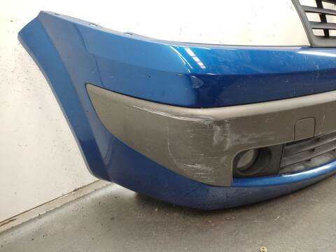 Foto 3ª: Paragolpes Delantero Renault Megane 1.4 98CV 72KW II STATION WAGON KM0/1_) [K4J740] (2006)