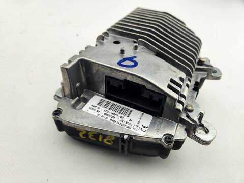 Foto 2ª: Mando Multifuncion Ford Transit COMBI AMBIENTE 101CV 74KW [XXCA] (2020)
