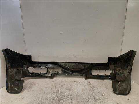 Foto 4ª: Paragolpes Trasero Nissan Terrano 2.7 LX 5-PTAS.) 101CV 74KW [TD27TURBO] (1993)