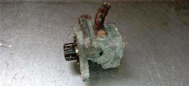Bomba Servodireccion Toyota Hilux 2.5 D-4D
