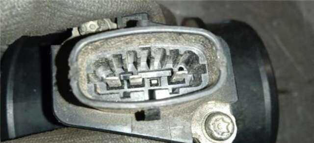 Foto 3ª: Caudalimetro Opel Zafira 1.9 COSMO [1.9 LTR. - 88 KW CDTI] [Z19DT]
