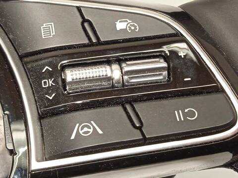 Foto 4ª: Volante Kia Ceed 1.0 TGDI CAT 120CV 88KW [G3LF] (2022)