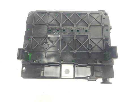 Foto 2ª: Caja Reles Fusibles Citroen C5 2.0 16V 136CV [RFN(EW10J4)] (2001)