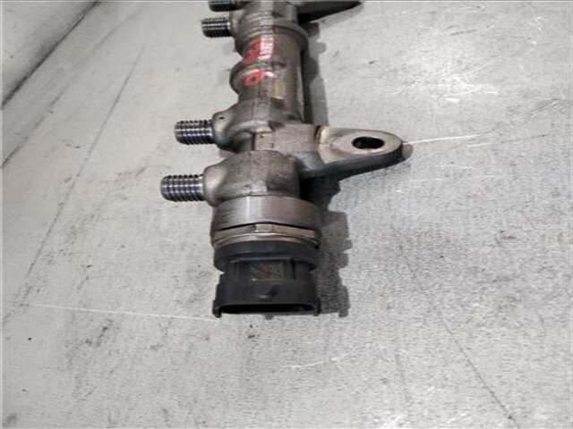 Foto 3ª: Rampa Inyectora Fiat 500 1.3 BASIC [1.3 LTR. - 62 KW 16V JTD CAT] [199B4000]