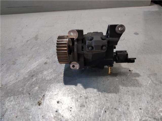 Foto 2ª: Bomba Inyeccion Renault Megane 1.5 AUTHENTIQUE CONFORT [1.5 LTR. - 78 KW DCI DIESEL] II BERLINA 3P (10.2002-_) [K9K732]