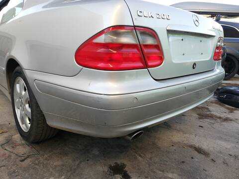 Foto 3ª: Paragolpes Trasero Mercedes Clase CLK 200 2.0 G 163CV 120KW BM 208) COUPE 111956 (2001)