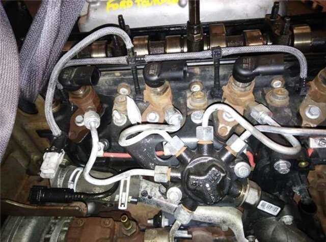 Foto 3ª: Bomba de Aceite Ford Tourneo 1.8 TDCI [RWPA]