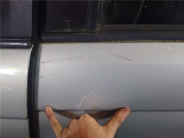 Foto 2ª: Puerta Trasera Izquierda Renault Scenic 1.6 16V (JA0B. JA04. JA11) I (JA...)(1999-_) [K4M 700]