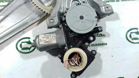 Foto 3ª: Elevalunas Manual Trasero Izquierdo Toyota Verso 2.0 D-4D CAT 126CV 93KW [1AD] (2009)