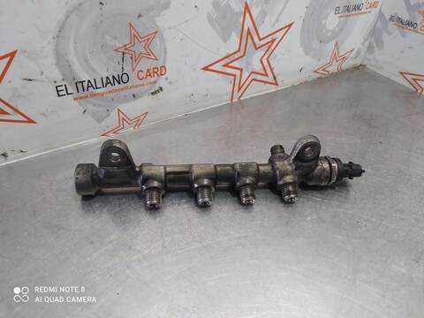 Foto 3ª: Rampa Inyectora Alfa Romeo Giulietta DISTINCTIVE 105CV 77KW [940A3000] (2011)