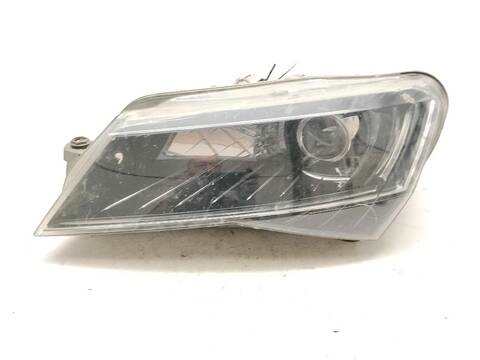Faro Izquierdo Skoda Superb 2.0 TDI