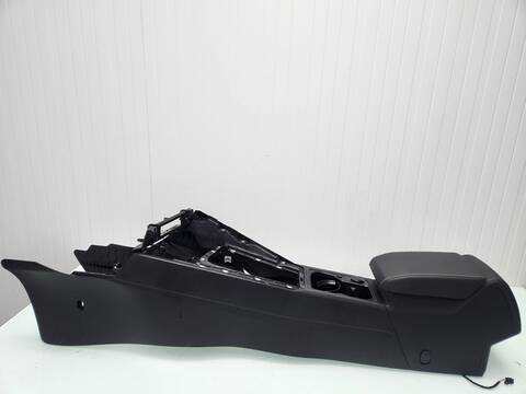 Consola Central Volkswagen Golf STYLE 115CV