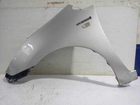 Aleta Delantera Izquierda Toyota Prius BASIS AUT. 78CV