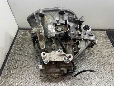 Foto 2ª: Caja Cambios Nissan Qashqai M9R832 (2010)