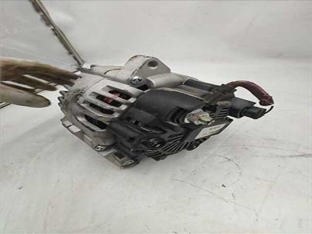 Foto 3ª: Alternador Renault Clio 1.5 EXPRESSION [1.5 LTR. - 60 KW DCI DIESEL] [K9K 702]