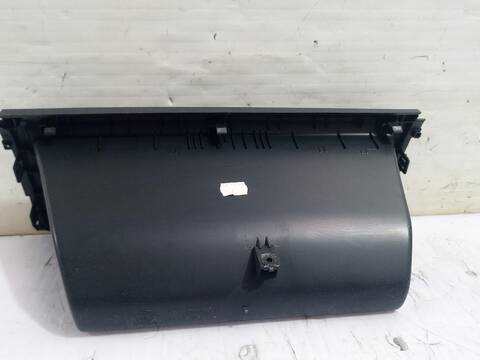 Foto 2ª: Guantera Volkswagen Transporter T6 CARAVELLE TRENDLINE [CXHB] (2019)