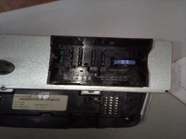 Foto 3ª: Sistema Audio Radio CD Lancia Delta STEEL 105CV 77KW [944A3000] (2011)