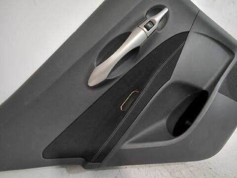 Foto 3ª: Tapizados Cartoneras Toyota Auris 1.33 DUAL-VVTI NRE150_) 101CV [1NR-FE] (2006)