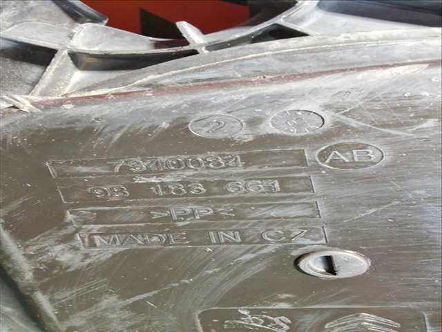 Foto 3ª: Deposito AdBlue Citroen Jumpy 1.5 BLUEHDI 100 102CV 75KW FURGONETA [YHR (DV5RUCD)] (2020)