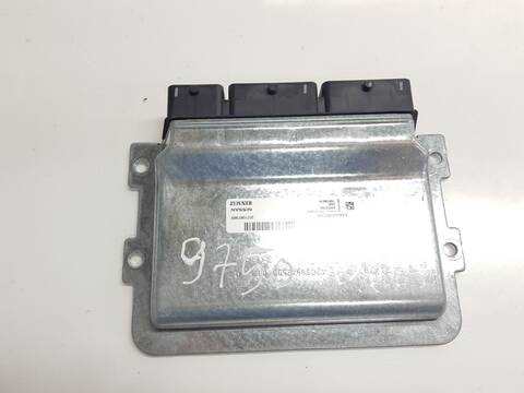 Foto 3ª: Centralita Motor ECU Dacia Sandero COMFORT (2022)