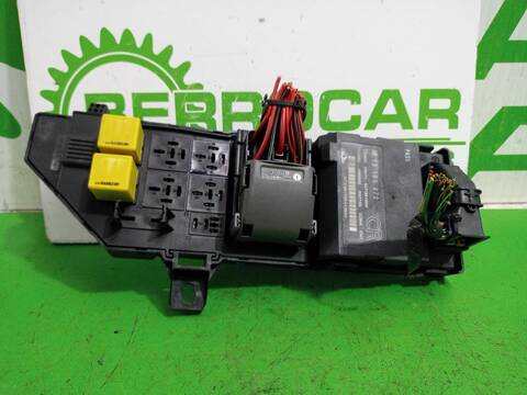 Caja Reles Fusibles Opel Vectra ESSENTIA 101CV