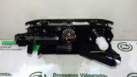 Foto 2ª: Mando Calefacción A. A. Hyundai i20 ELEGANT 84CV 62KW [G4LA] (2017)