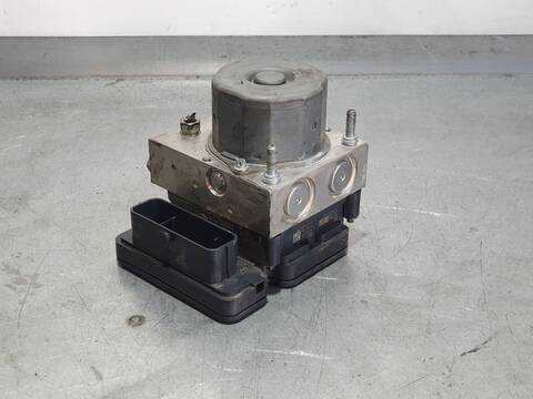 Foto 2ª: Abs Honda Crv LIFESTYLE PLUS 2WD 120CV 88KW [16A2] (2015)