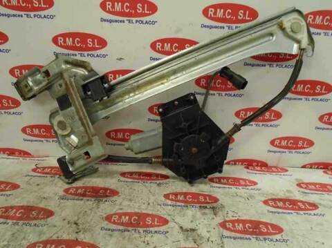 Foto 4ª: Elevalunas Manual Trasero Izquierdo Chrysler PT Cruiser 1.6 16V CAT 116CV 85KW [1.6L O F] (2002)