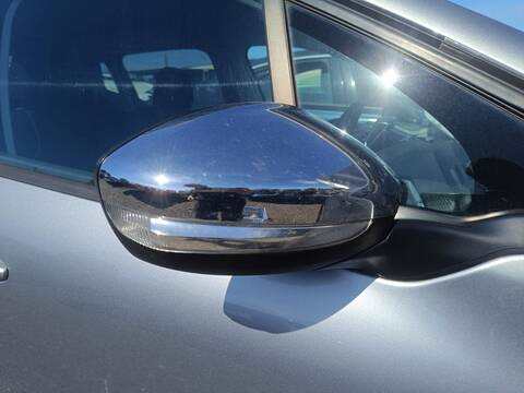 Retrovisor Derecho Peugeot 2008 SIGNATURE 82CV 60KW