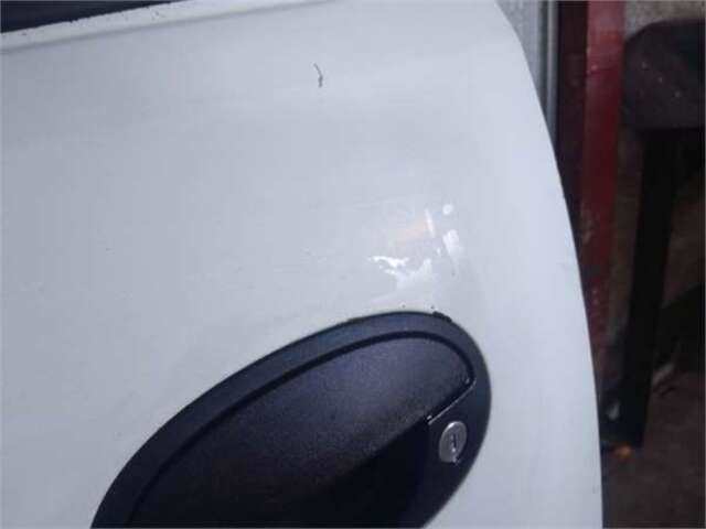 Foto 3ª: Puerta Delantera Izquierda Opel Combo 1.3 COMBI [1.3 LTR. - 51 KW 16V CDTI CAT (Z 13 DT - LN9)] [Z 13 DT LN9]