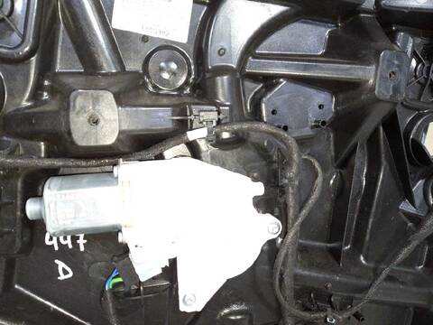 Foto 2ª: Elevalunas Eléctrico Delantero Derecho Mercedes Vito 1.6 CDI CAT 114CV 84KW (2014)