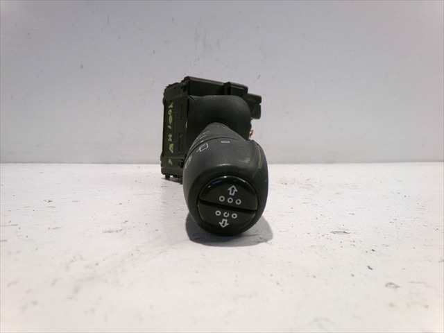 Foto 3ª: Mando Multifuncion Renault Clio 1.5 DCI CLIO IV 2013-2016 [K9KC6] (2014)