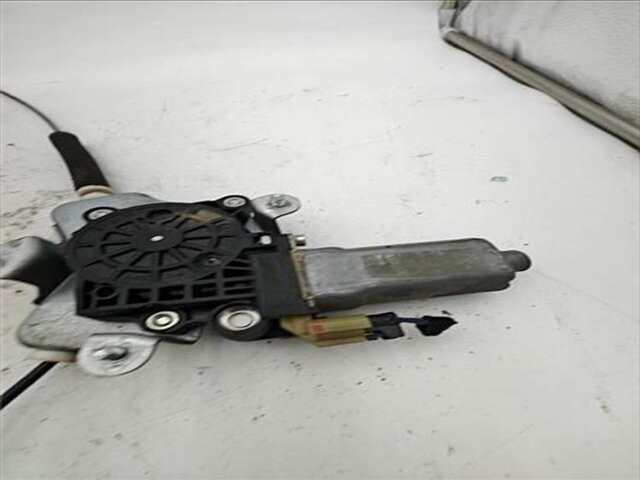 Foto 2ª: Elevalunas Eléctrico Delantero Derecho Hyundai H1 2.5 FURGÓN 2 PUERTAS TRASERAS [2.5 LTR. - 103 KW CRDI CAT] [4CB]