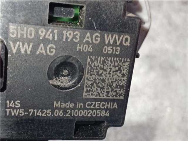 Foto 2ª: Mando Multifuncion Cupra Formentor 1.5 BASIS [1.5 LTR. - 110 KW 16V TSI ACT]