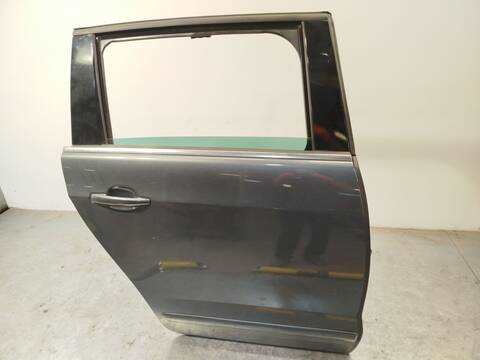 Foto 3ª: Puerta Trasera Derecha Peugeot 5008 2.0 HDI 150 - BLUEHDI 150 150CV 110KW [RHE] (2009)
