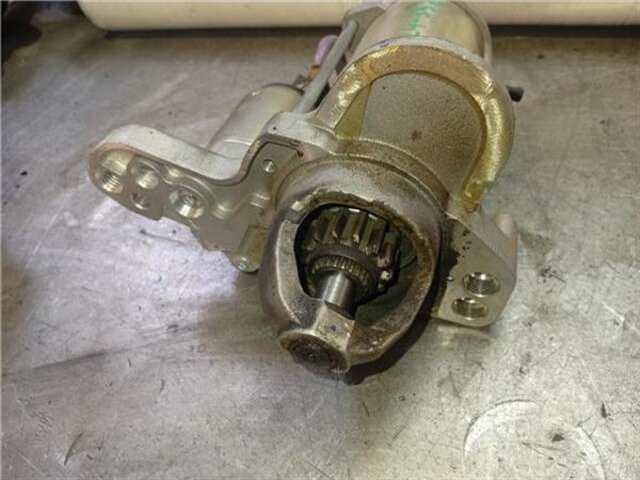 Foto 3ª: Motor de Arranque Dacia Sandero 1.0 STEPWAY COMFORT [1.0 LTR. - 67 KW TCE CAT]