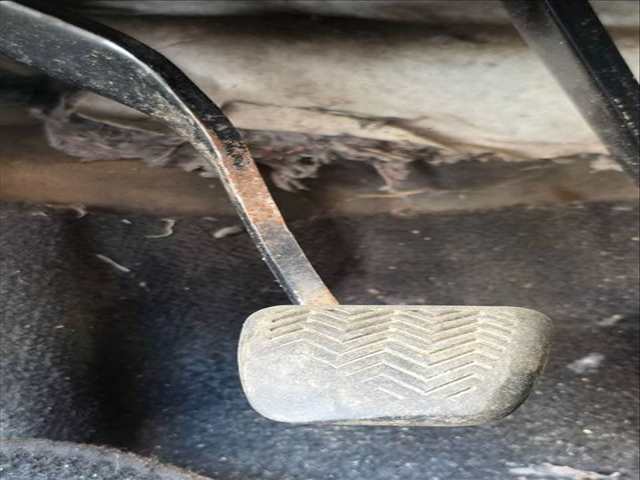 Pedal Embrague Toyota Avensis ADVANCE 126CV 93KW