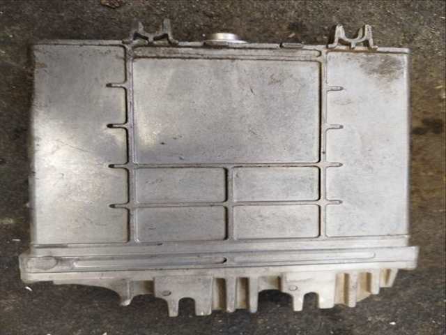 Foto 2ª: Centralita Motor ECU Renault Megane COUPE I COUPE DA0) (1996)