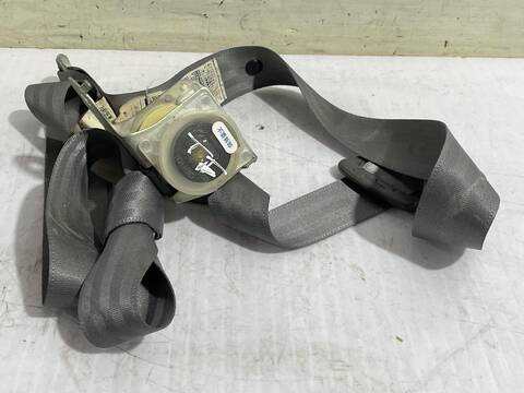 Cinturón Trasero Izquierdo Toyota Prius BASIS AUT. 78CV